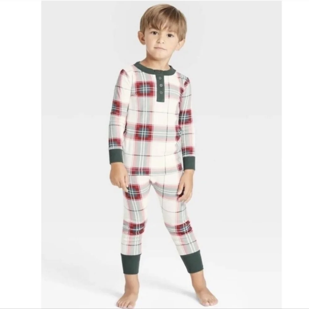 Hearth and hand kids pajama set